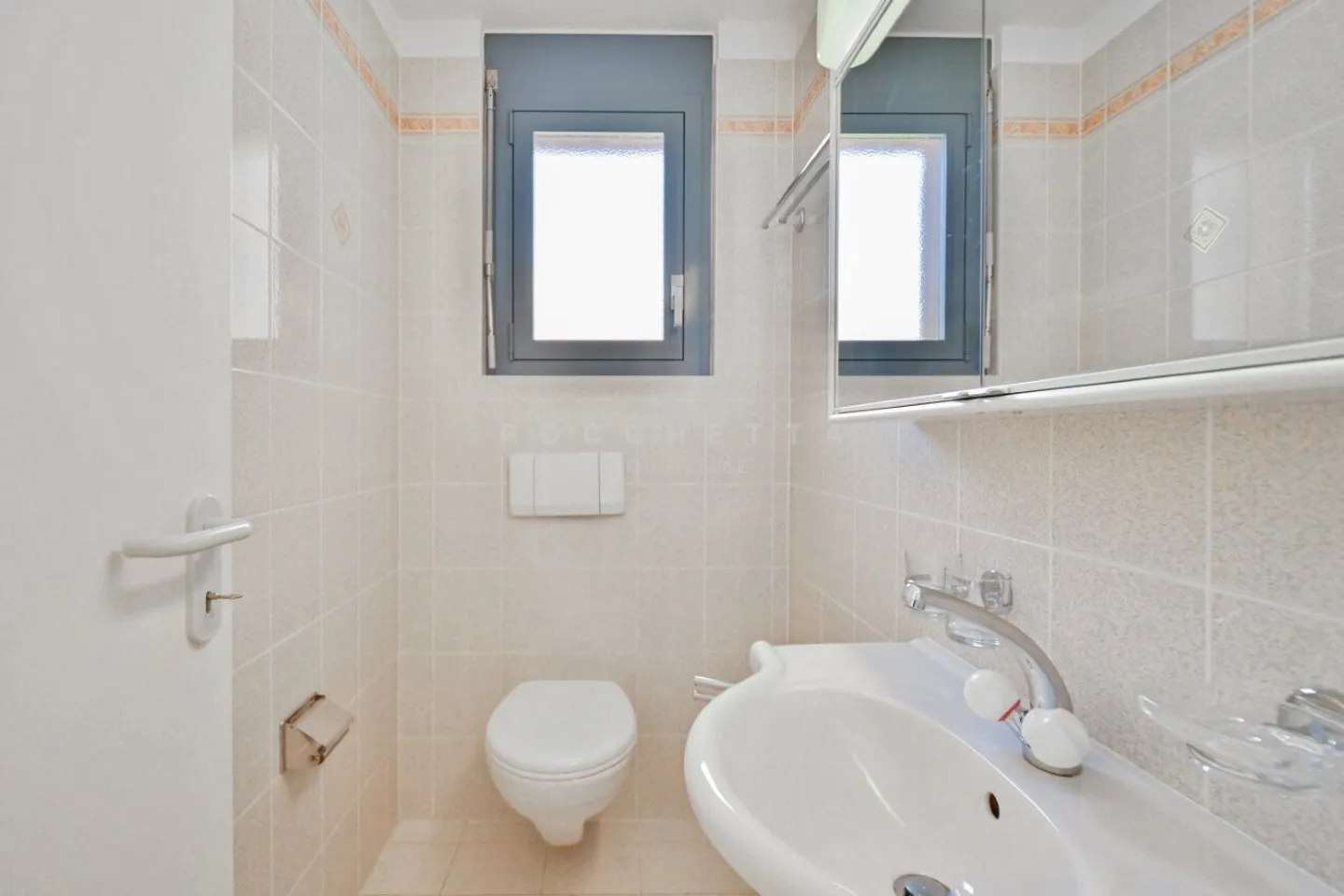 Bel appartement bien entretenu dans un emplacement calme et stratégique - Photo 7 sur 10