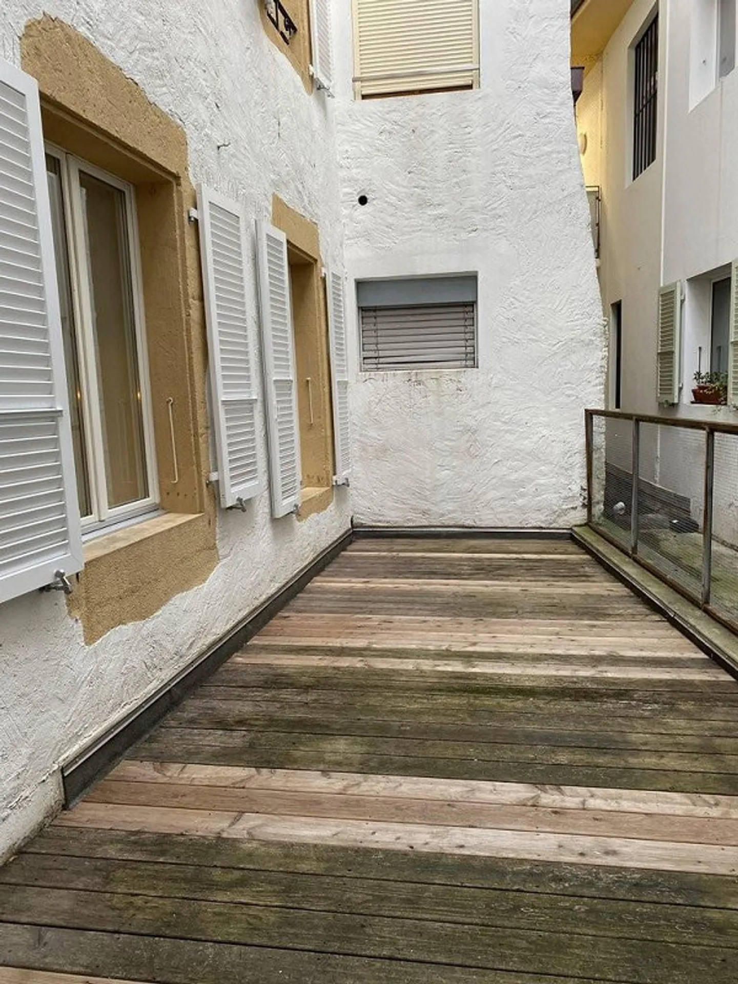 Appartement avec cachet en plein centre-ville - Photo 7 sur 7