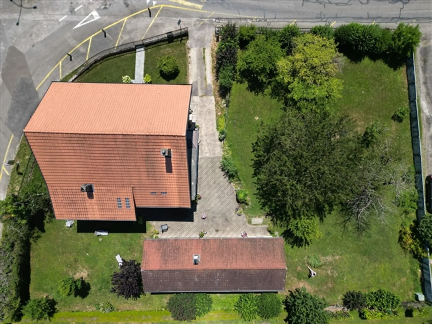 Casa con carattere e fascino a Vendlincourt. - Foto 3 di 13