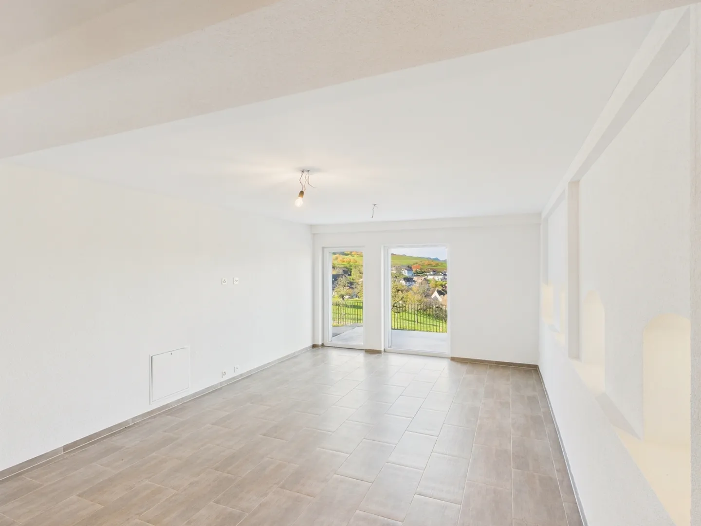 Appartement lumineux de 4,5 pièces avec jardin d'hiver - Photo 2 sur 13