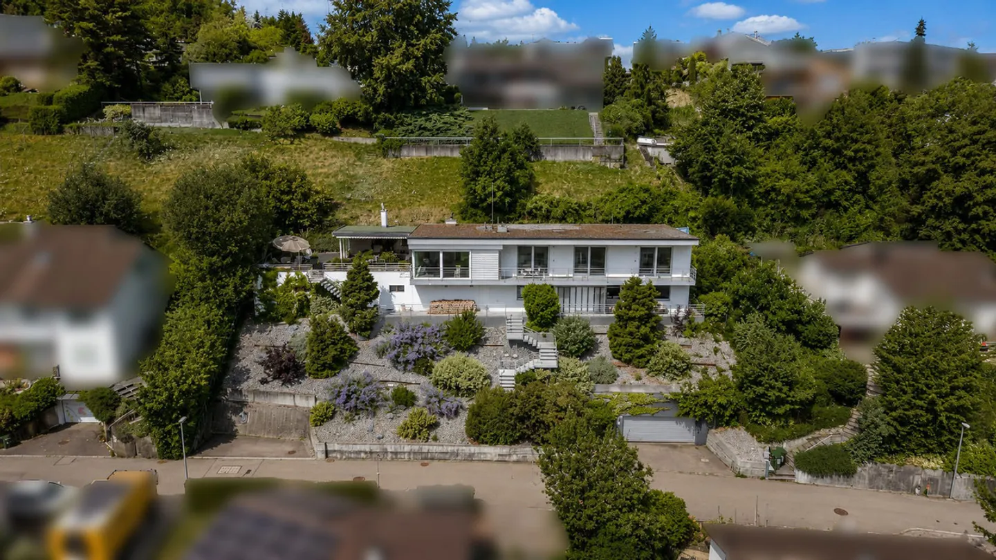 Exclusive 5.5-room detached house with breathtaking distant views - Photo 30 of 35