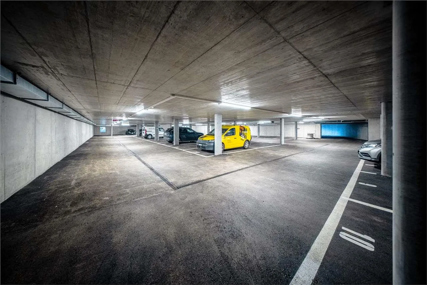 Elegant 4.5-Room Apartment on the Top Floor - Residenza Pregassona 339 - Photo 11 of 13