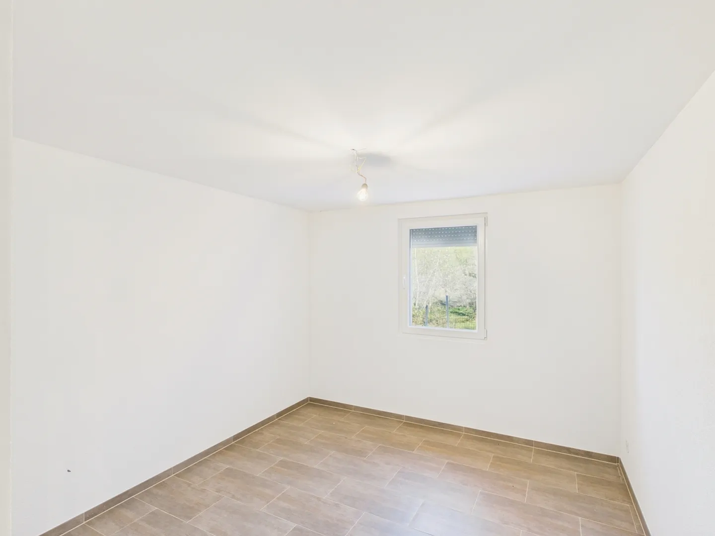 Appartement lumineux de 4,5 pièces avec jardin d'hiver - Photo 6 sur 13