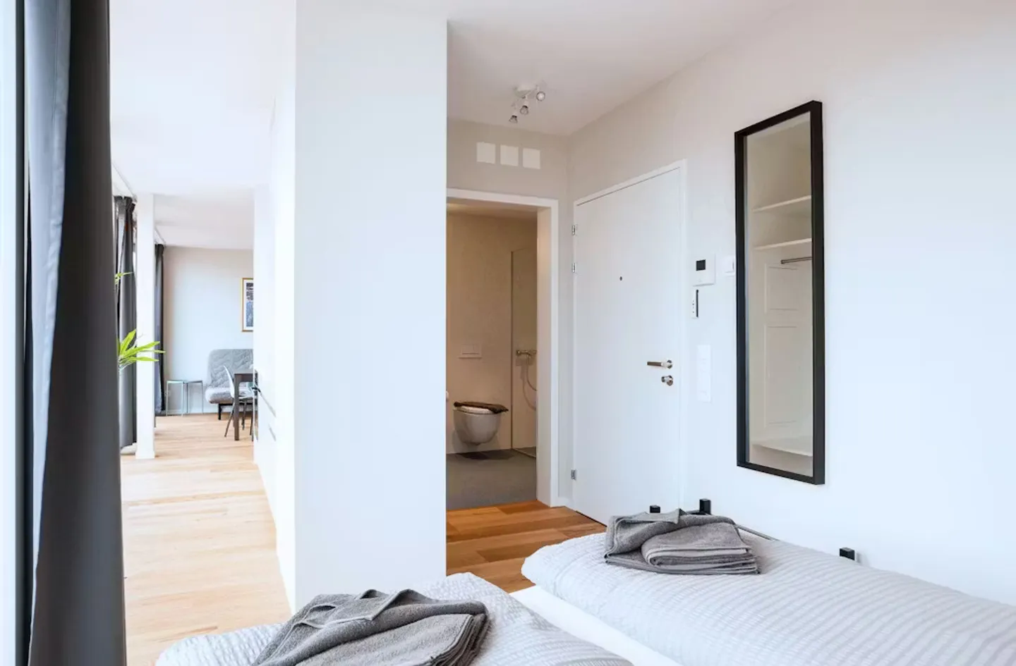 Charming Apartment in Basel - Photo 8 of 10