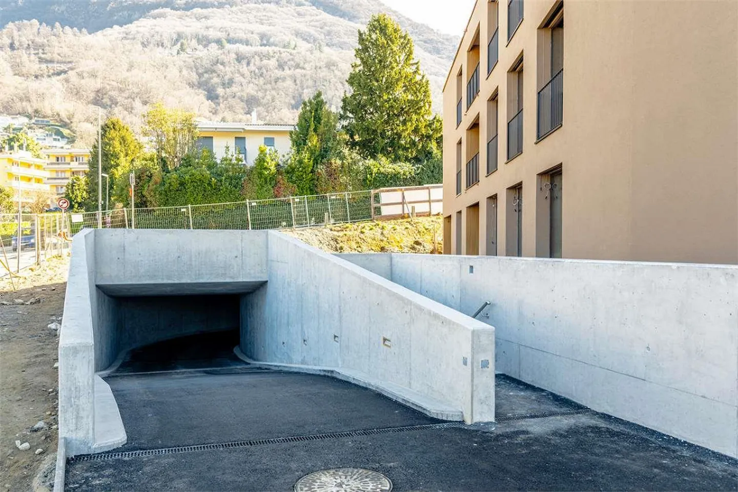 Elegant 4.5-Room Apartment on the Top Floor - Residenza Pregassona 339 - Photo 13 of 13