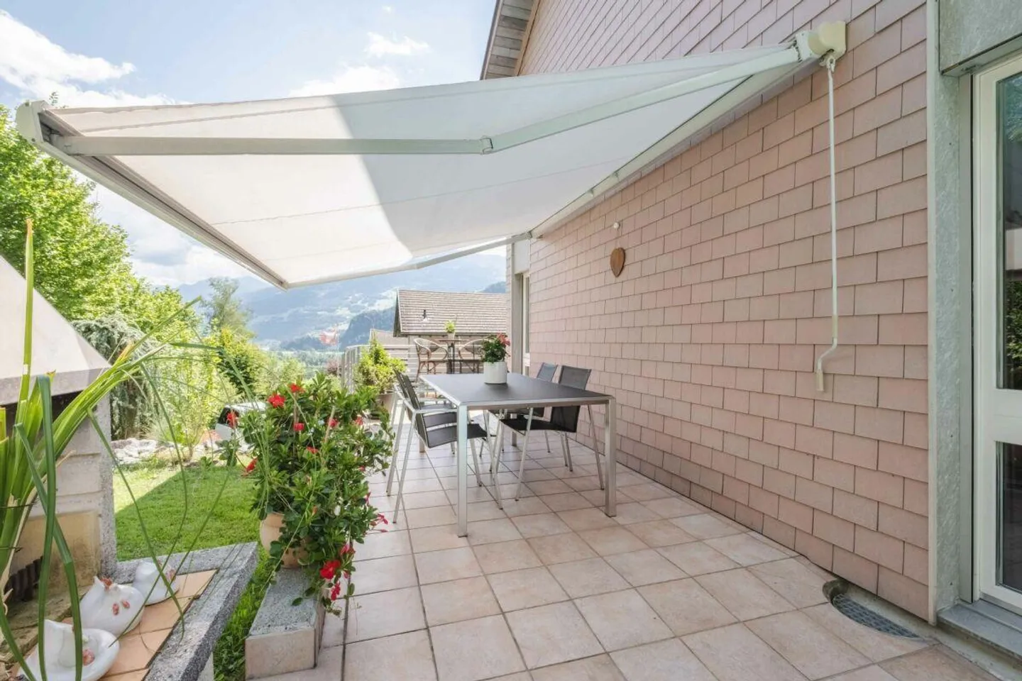 Dream house with pool and privacy in a very sunny location - Photo 24 of 29
