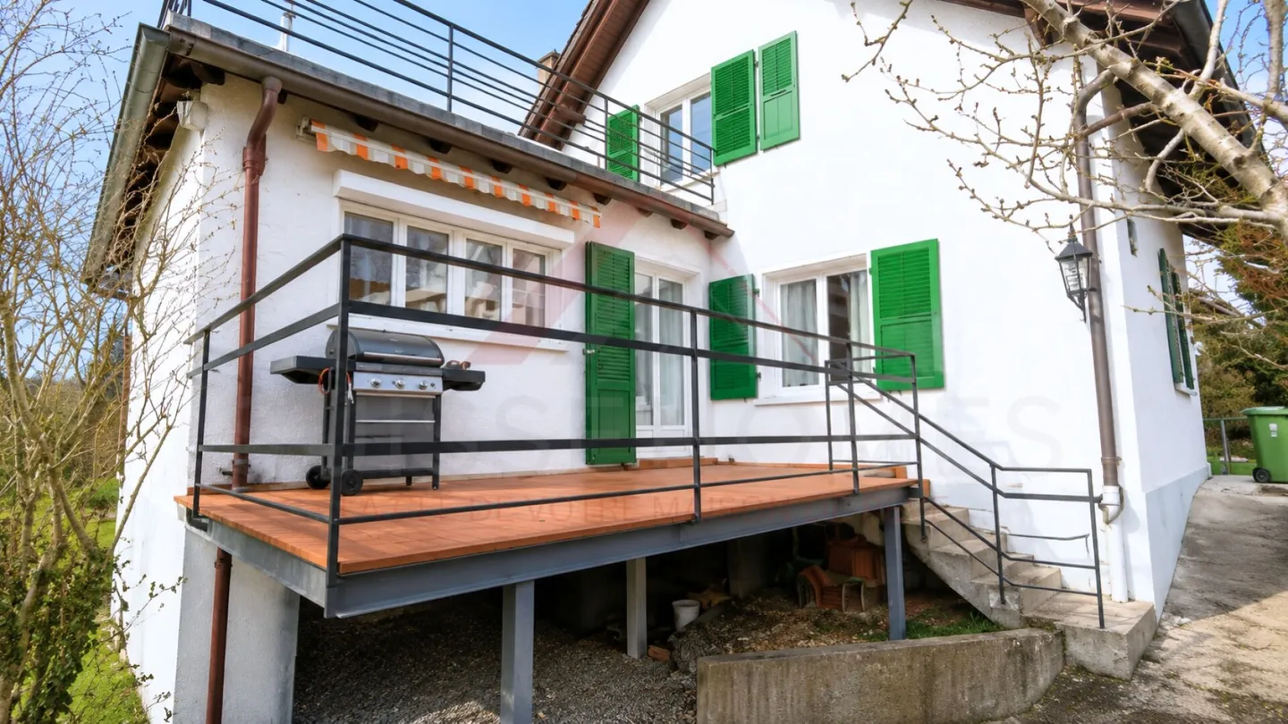 Casa di charme con vista panoramica sul castello e due belle terrazze - Foto 5 di 18