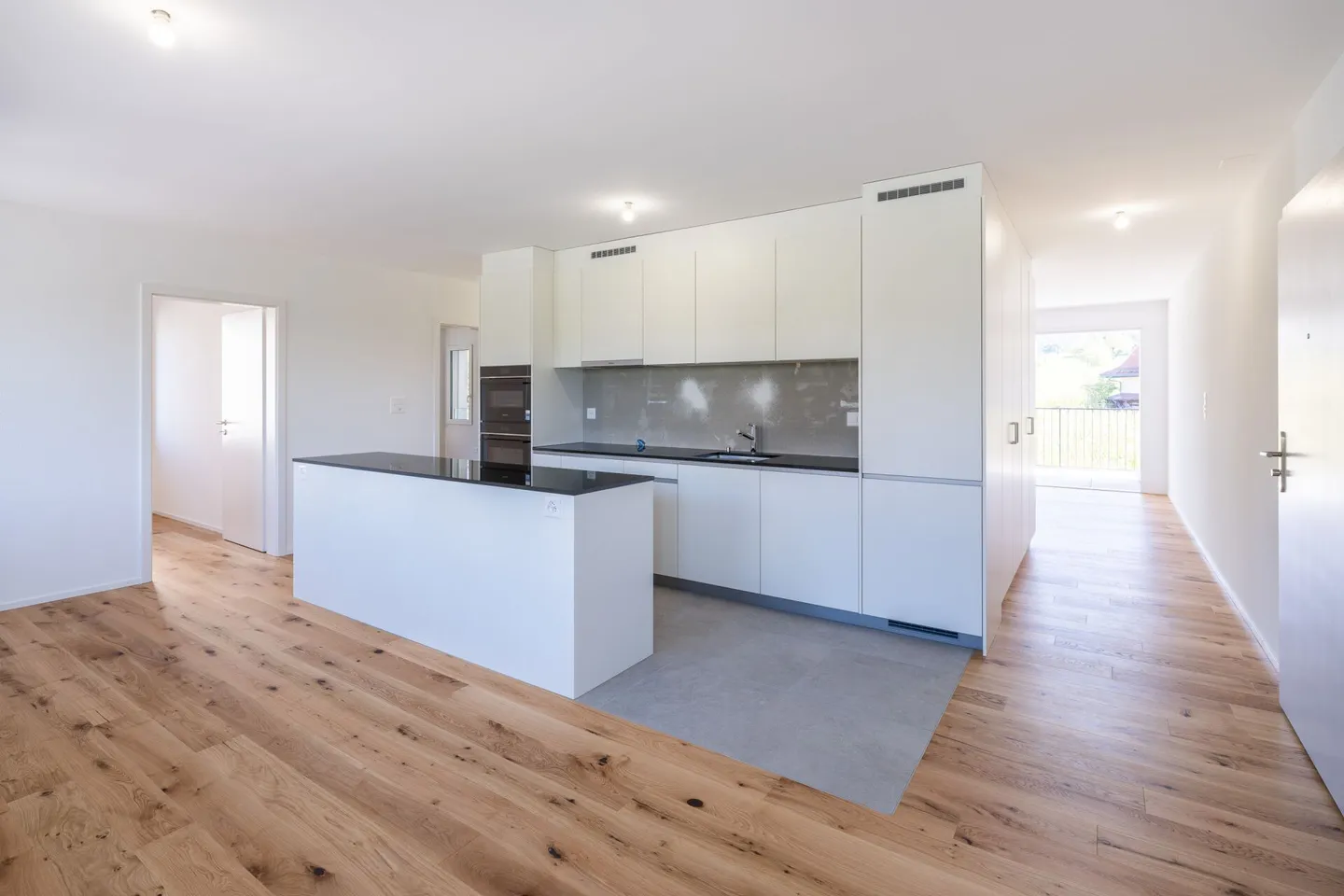 Grosszügige 4.5 Zimmer-Wohnung im Erstbezug - Foto 2 von 14