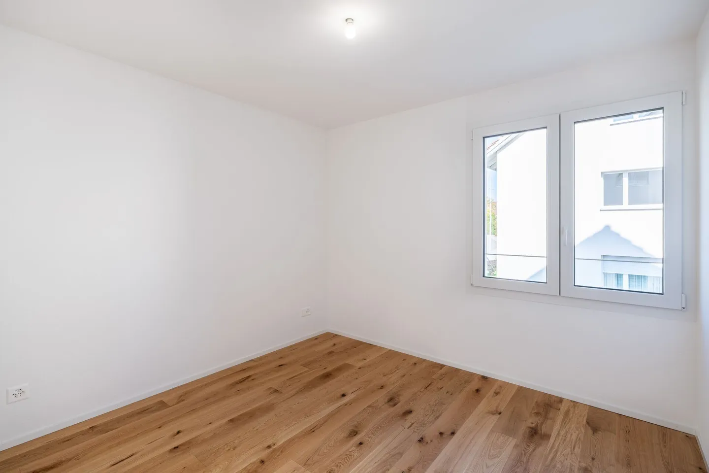 Grosszügige 4.5 Zimmer-Wohnung im Erstbezug - Foto 4 von 14