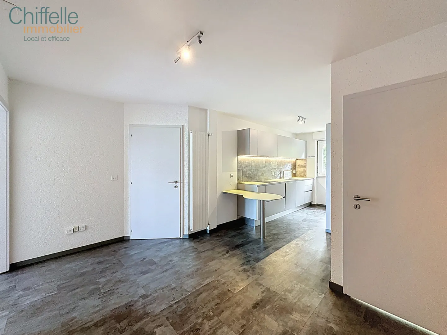 3,5 Zimmer + 1 unabhängiges Zimmer im Dachgeschoss (ca. 91m2 gewichtet) - Foto 6 von 13