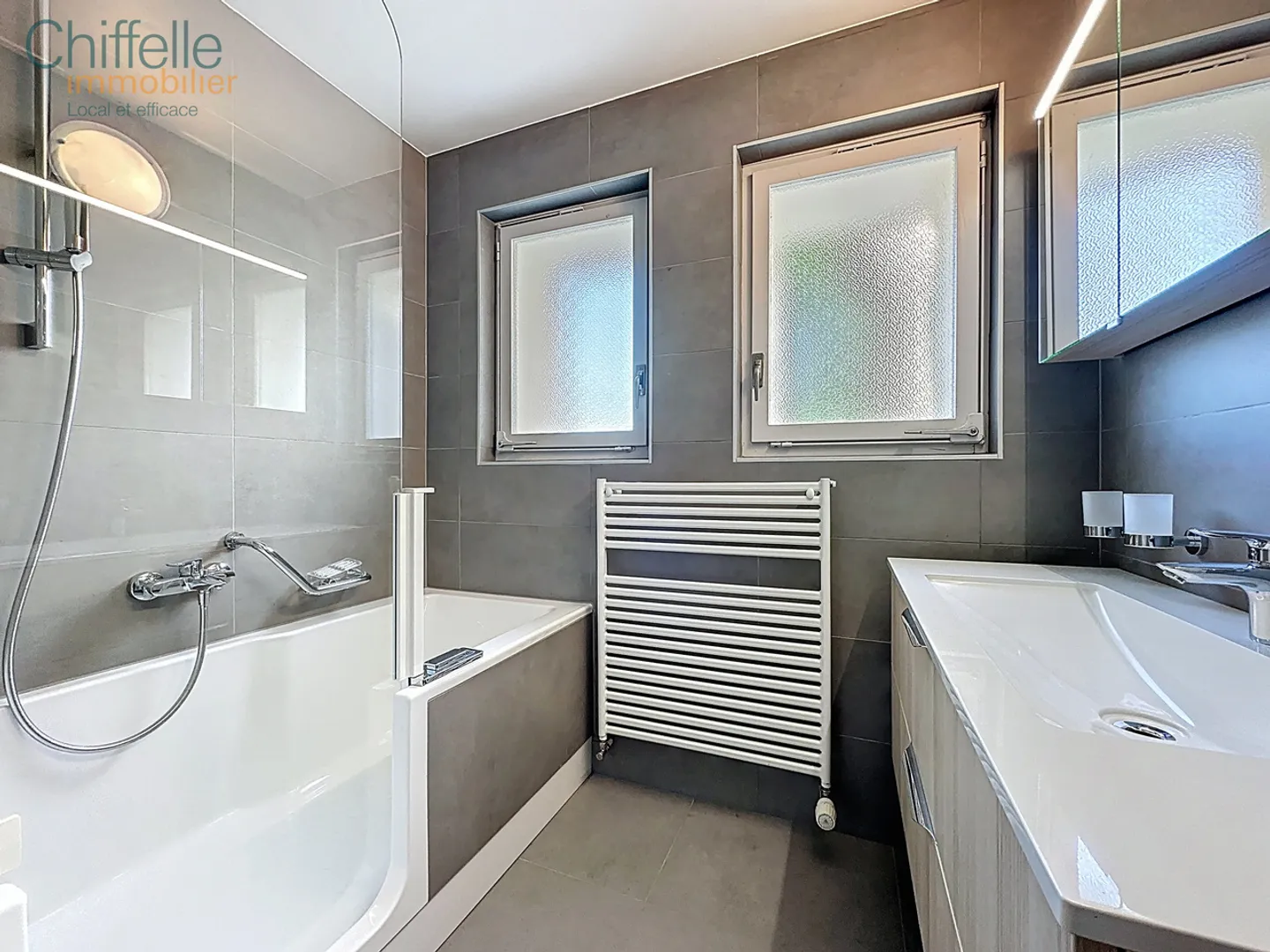 3,5 Zimmer + 1 unabhängiges Zimmer im Dachgeschoss (ca. 91m2 gewichtet) - Foto 10 von 13