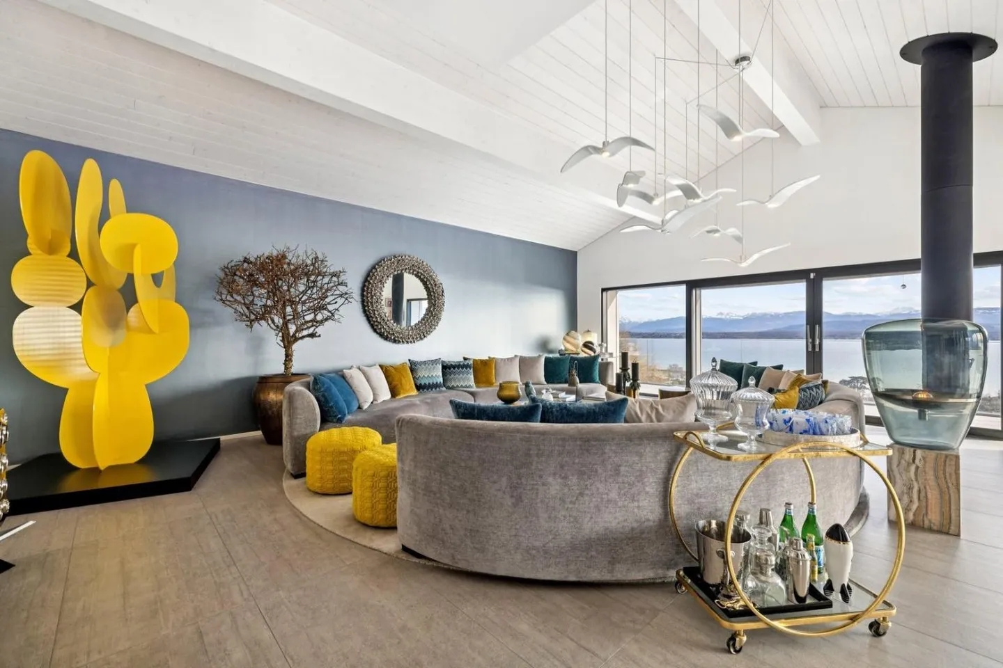 Casa 12 stanze - Foto 1 di 6