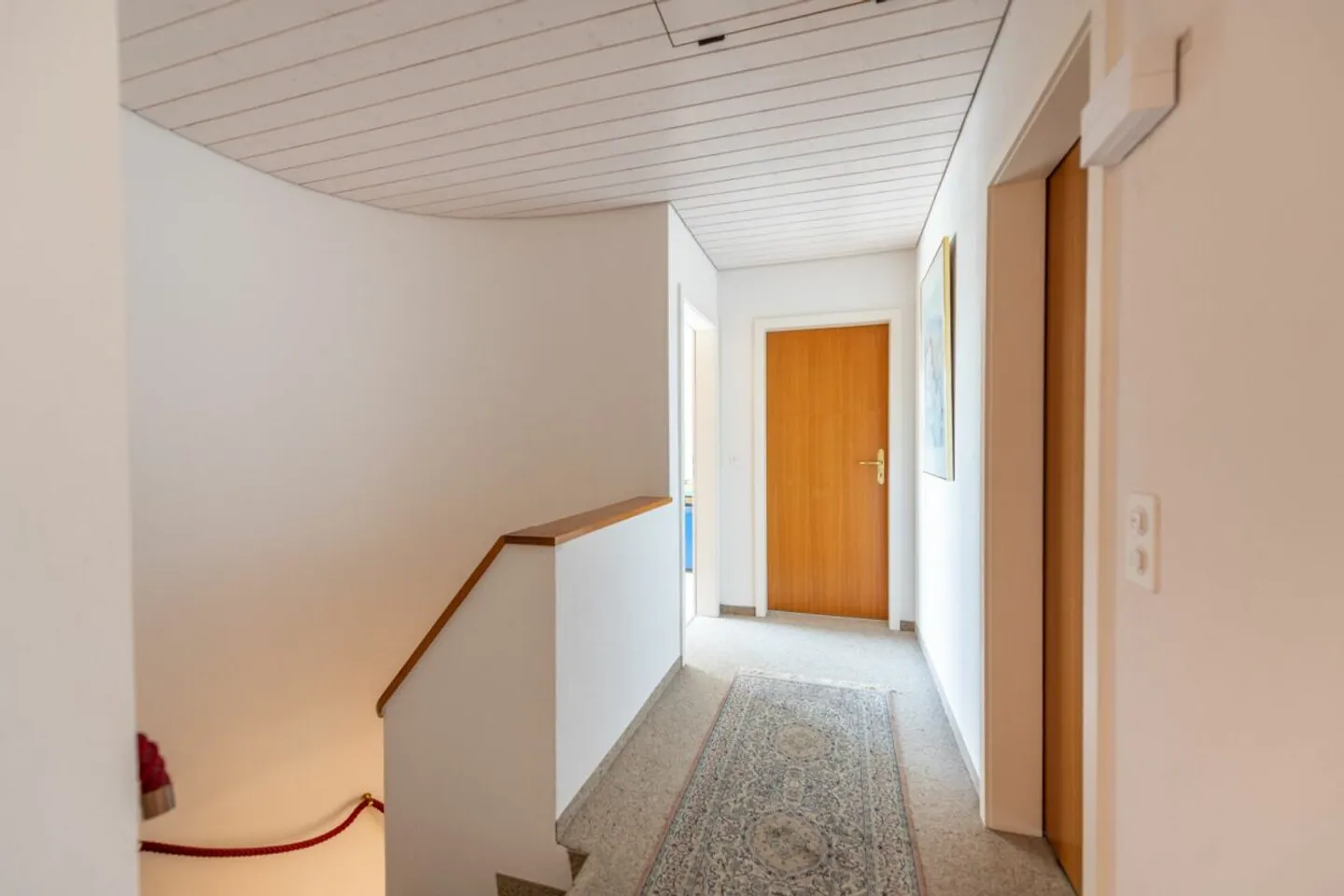 Ampia casa familiare con giardino - Foto 14 di 34