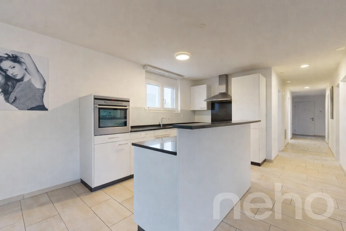 Grosszügige 5.5-Zimmer Wohnung mit grosser Loggia in Schlieren - Foto 3 von 11