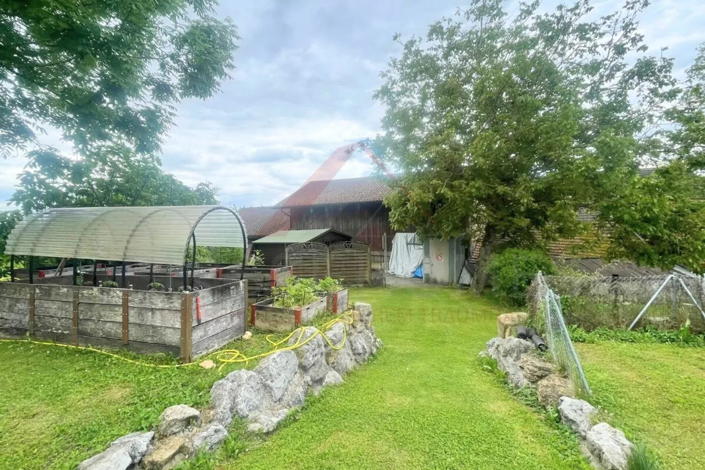 Maison attrayante à deux familles à Niederbipp - charmante, située au calme et avec beaucoup de potentiel - Photo 21 sur 23