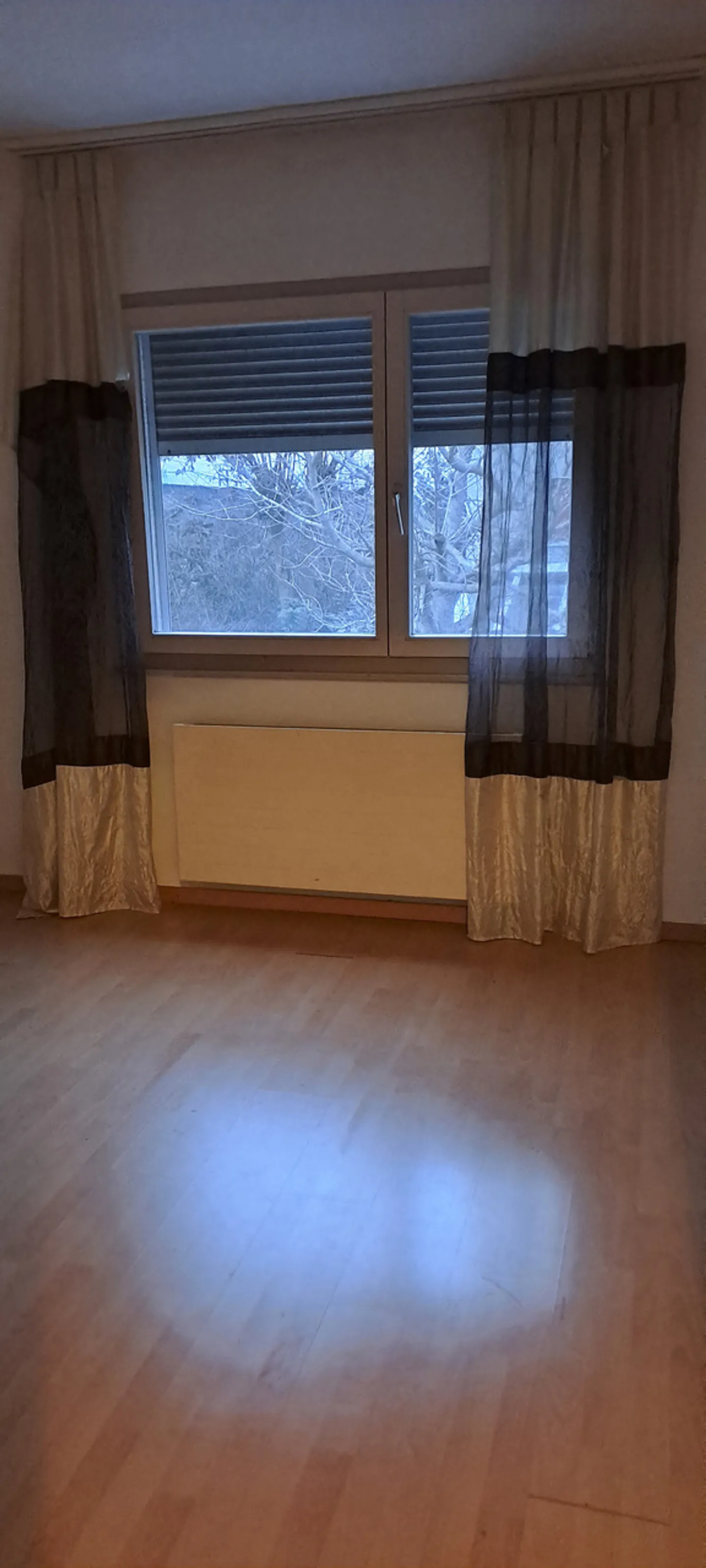 Row house for sale - Photo 10 of 18