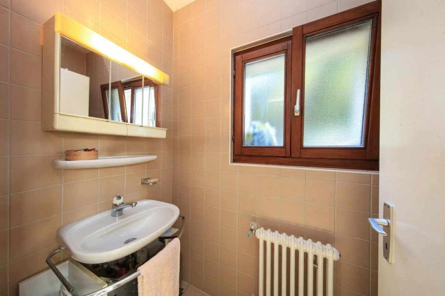 Minusio - Grande Villa con Piscina in Posizione Ottimale - Foto 11 di 30