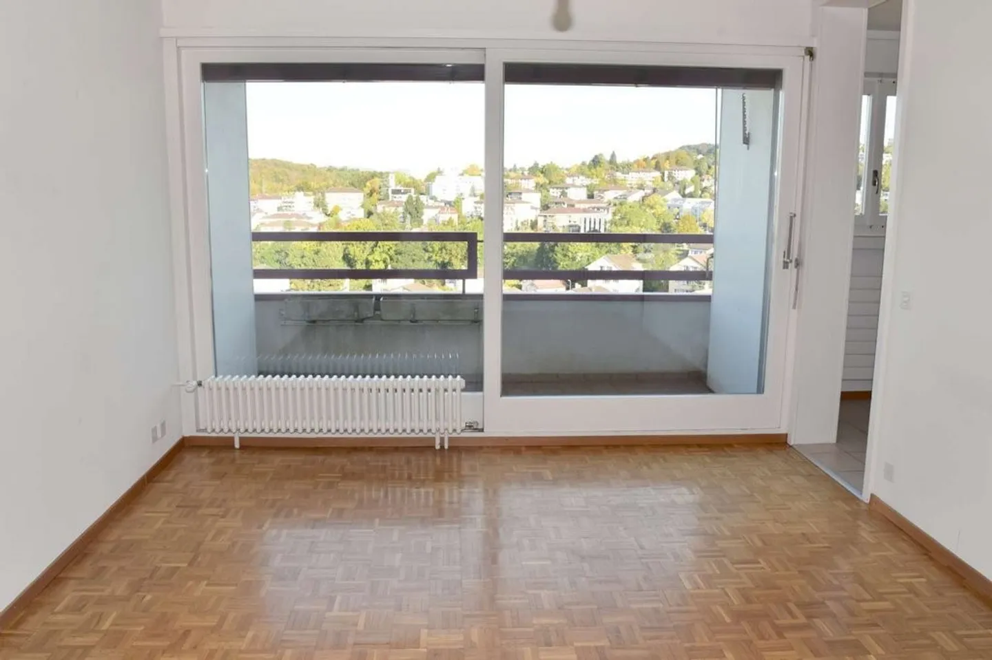 Charmante Wohnung mit Seeblick - Foto 2 von 5