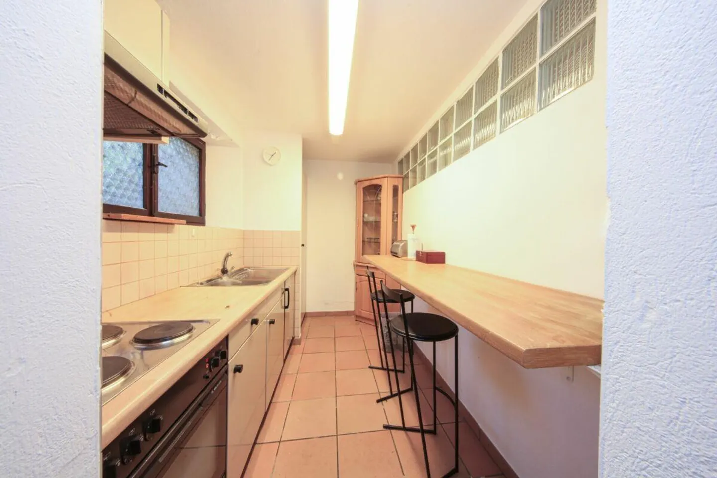 Minusio - Grande Villa con Piscina in Posizione Ottimale - Foto 22 di 30
