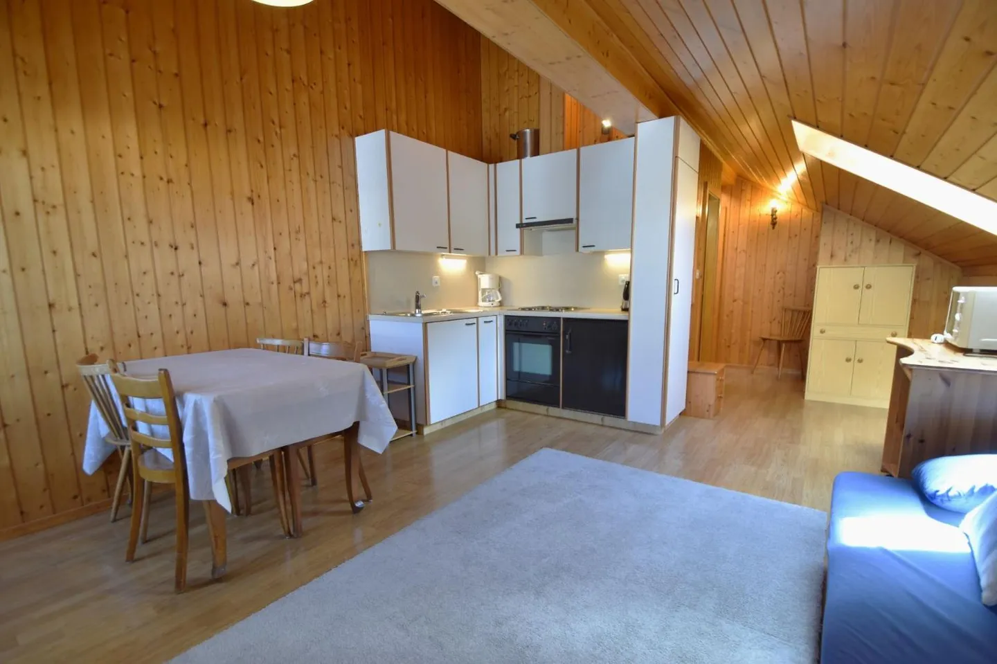 Furnished 2.5-room apartment - Photo 1 of 7