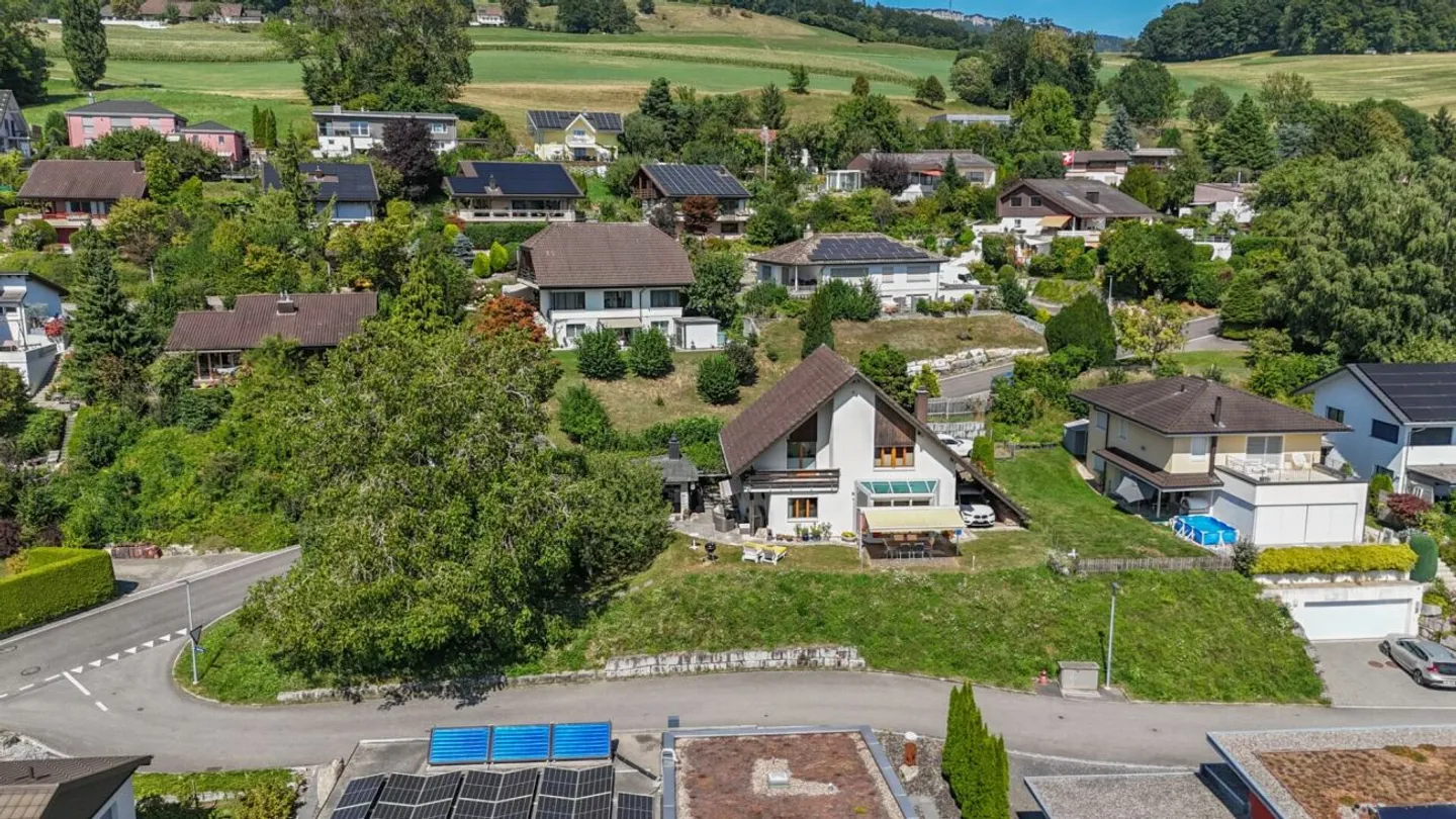 Ampia casa familiare con giardino - Foto 33 di 34