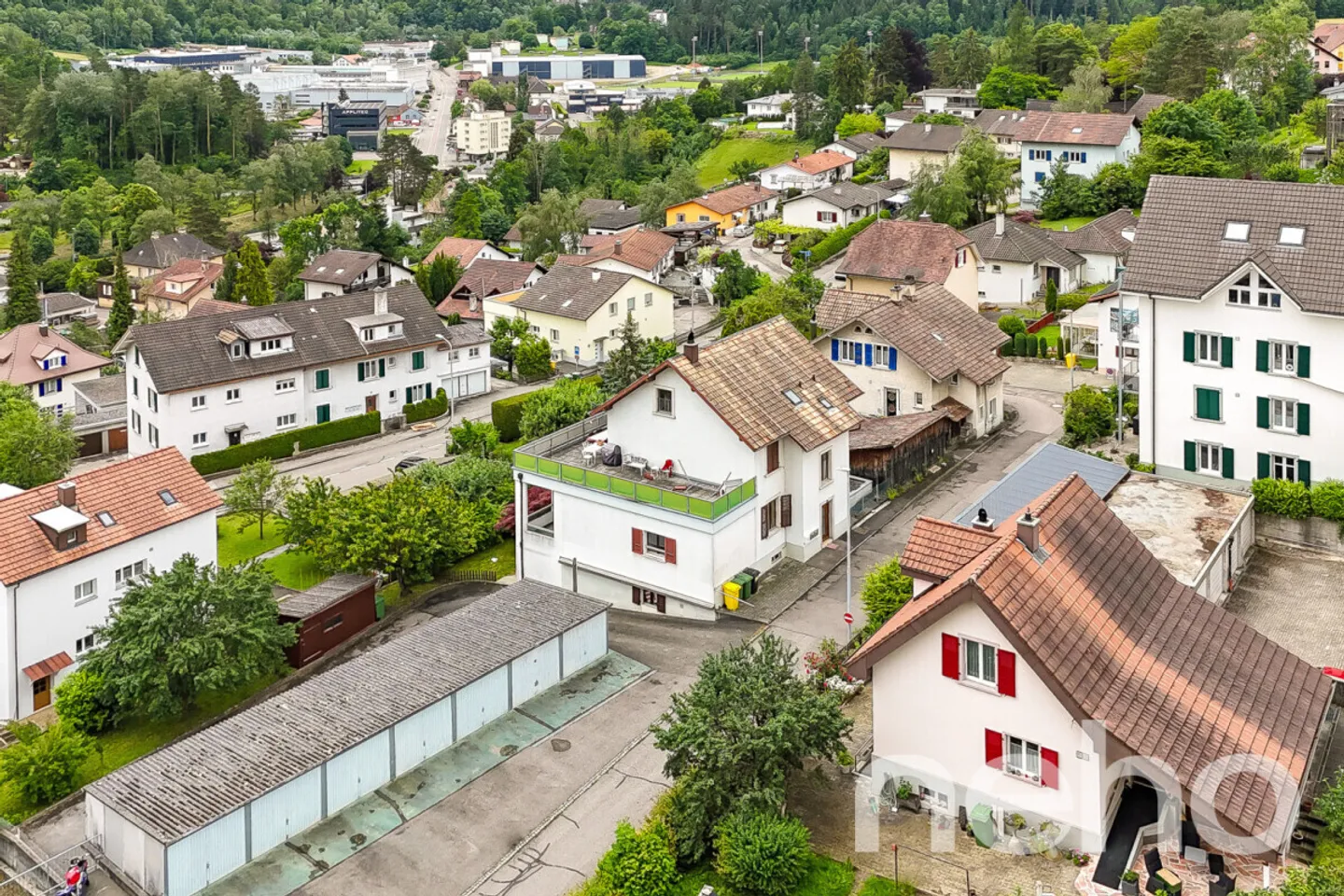 Yield Building | 13 garages | and Buildable Land! - Photo 12 of 13