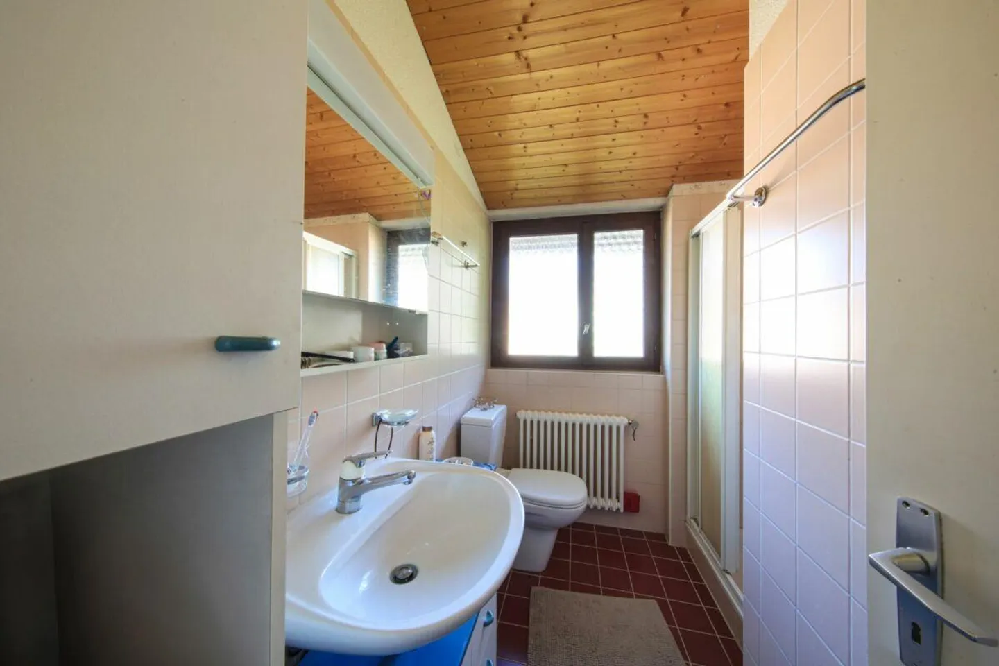 Minusio - Grande Villa con Piscina in Posizione Ottimale - Foto 20 di 30