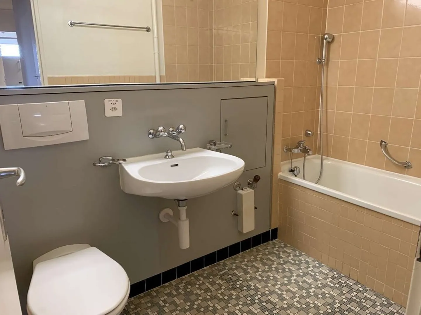 Charmante Wohnung mit Seeblick - Foto 4 von 5