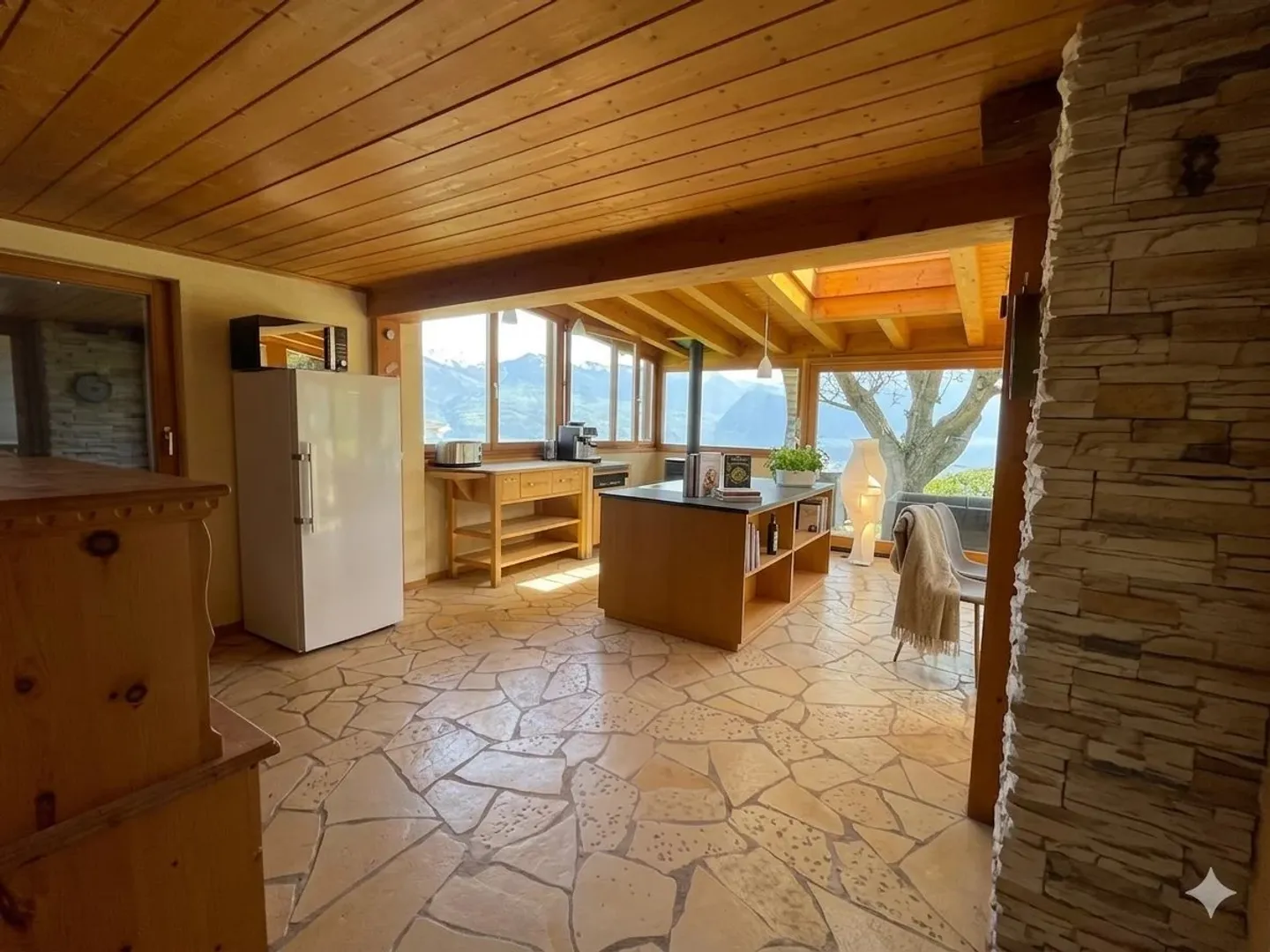 Maison et beaux terrains - Photo 4 sur 12