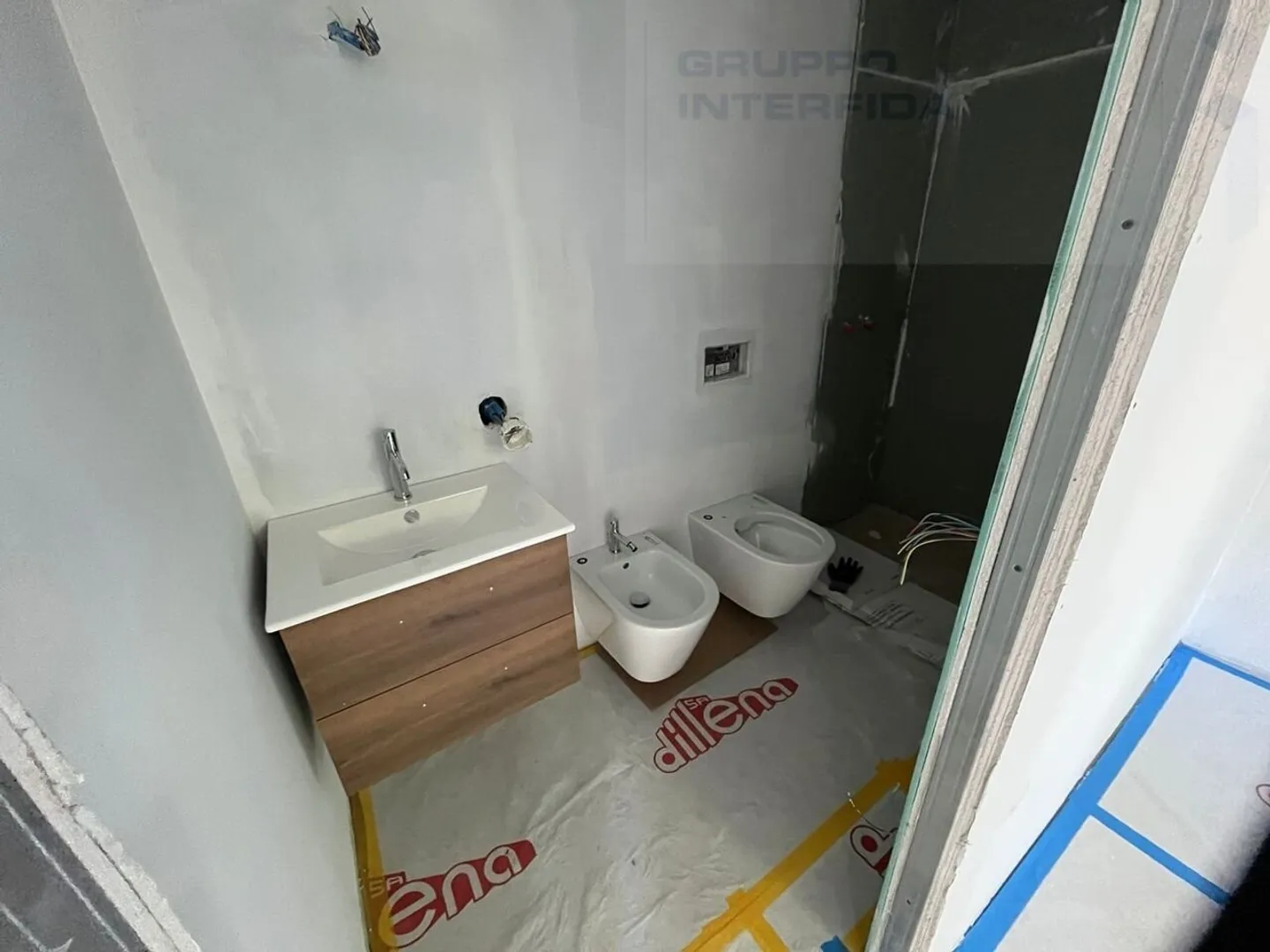 Appartamenti moderni con 3 camere - Foto 2 di 8