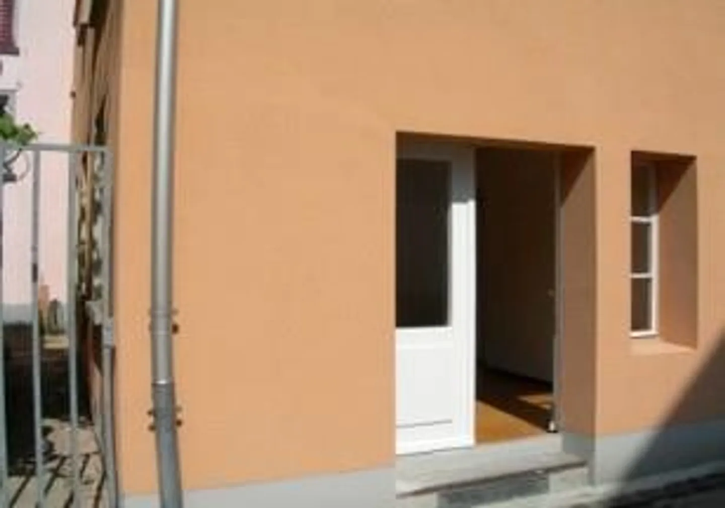 Ufficio/atelier tranquillo in una posizione centrale - Foto 3 di 4