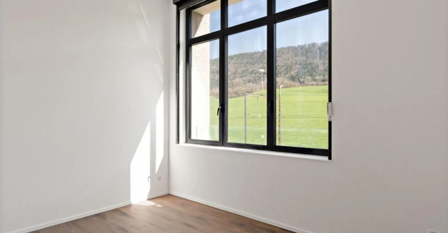 Courtelary, letzte 3,5-Zimmer-Wohnung, Balkon, Aufzug - Foto 7 von 13