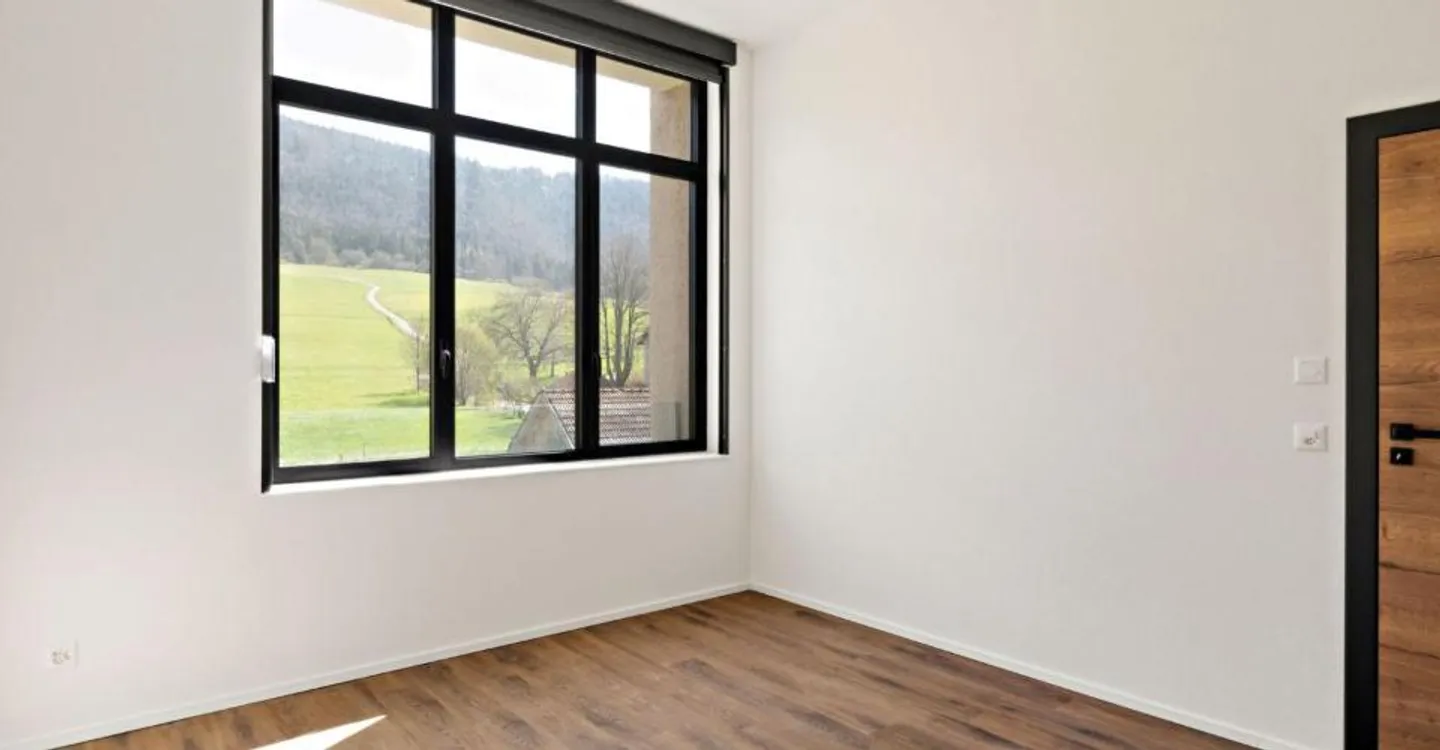 Courtelary, letzte 3,5-Zimmer-Wohnung, Balkon, Aufzug - Foto 8 von 13