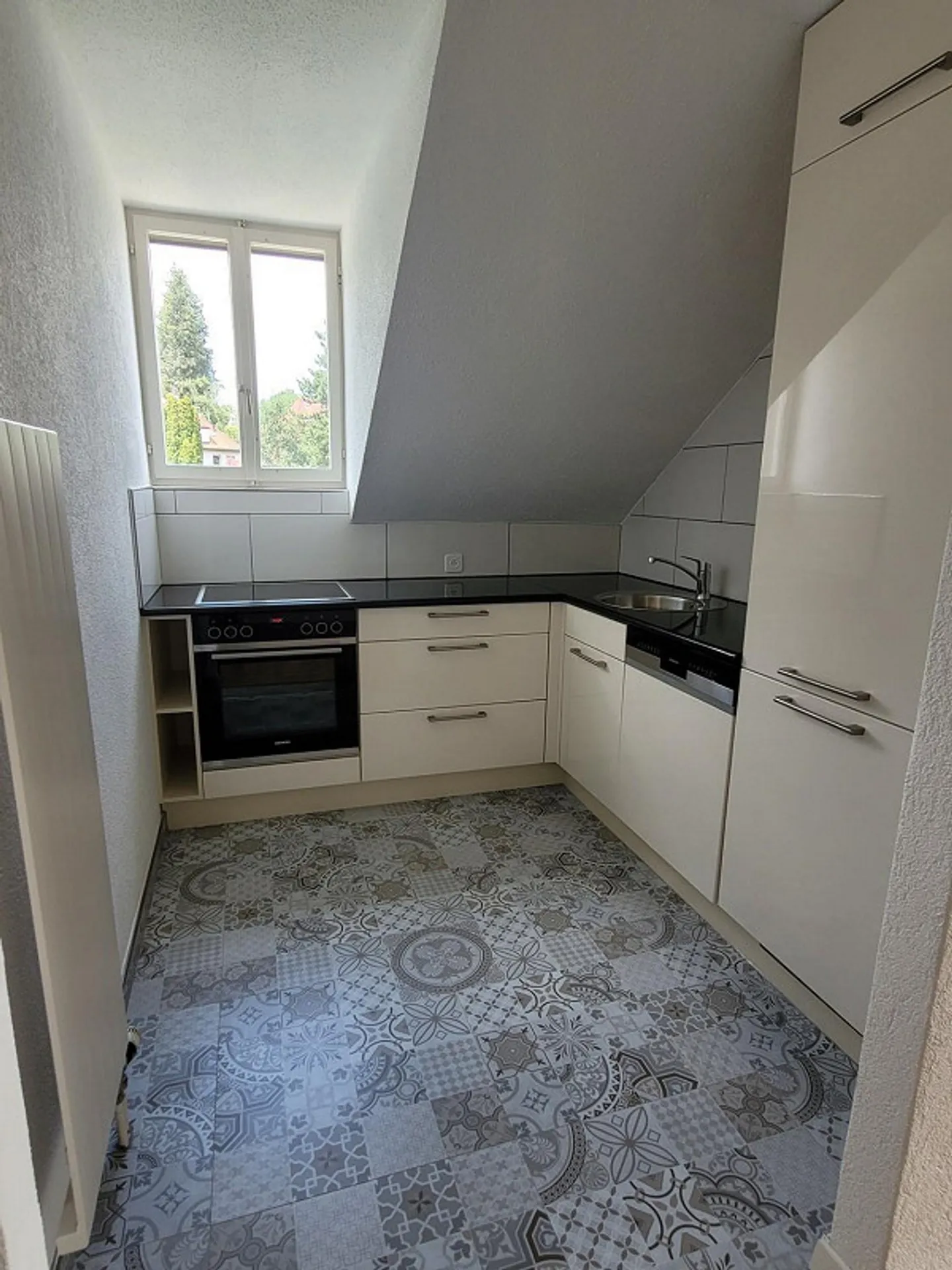 2.5-room apartment in a quiet location - Photo 1 of 6