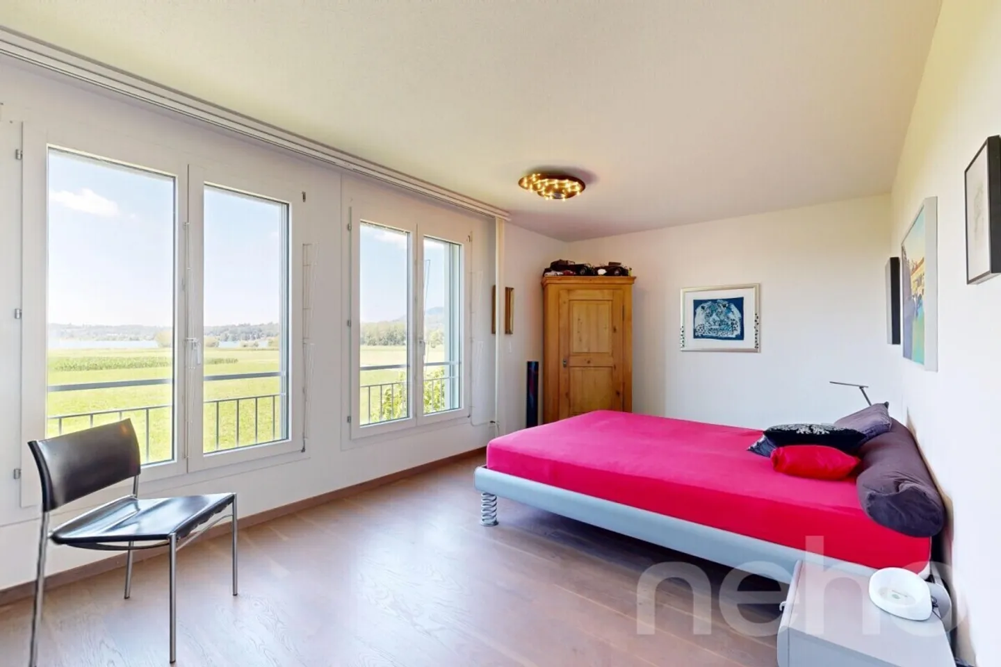 Grosszügiges Wohnen mit traumhafter, unverbaubarer Aussicht - Photo 9 sur 12