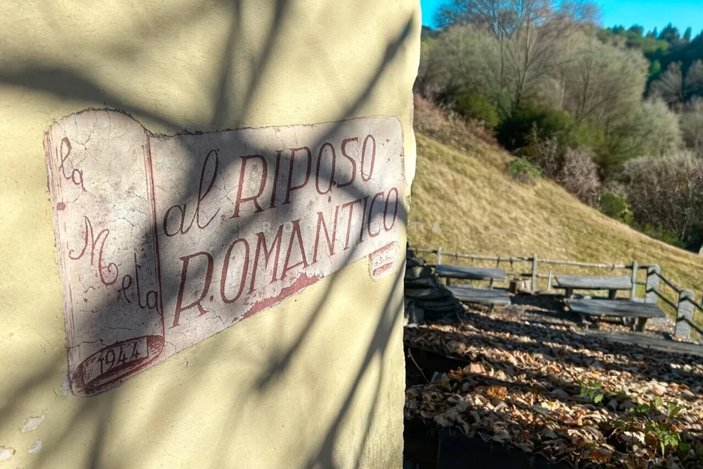 Storico Grotto "al Riposo Romantico" sul Monte Comino - Foto 4 di 13