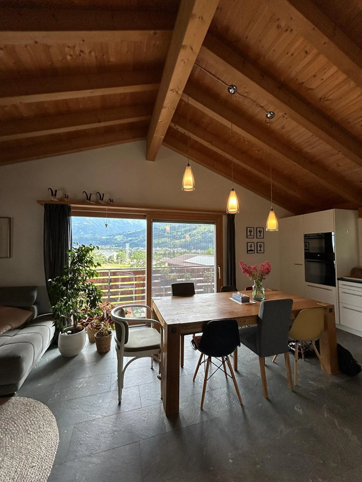 Appartamento mansardato di 3,5 stanze - Foto 1 di 15