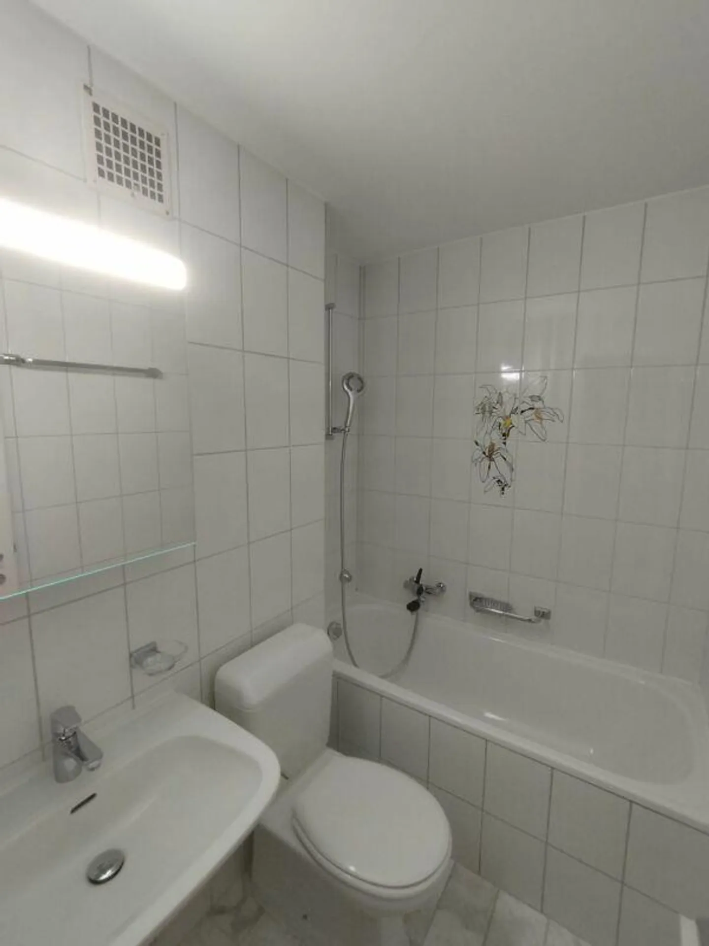 2-room apartment in Basel - Photo 3 of 6
