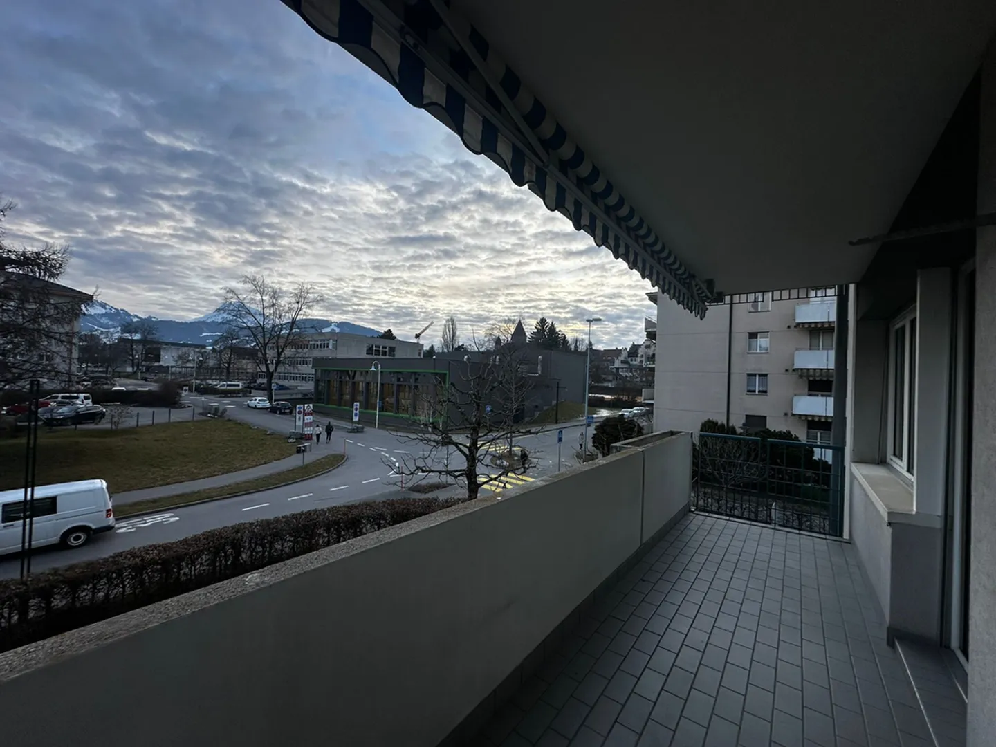 Appartamento 4.5 locali - Quartiere verde e vicino ai servizi - Foto 8 di 8