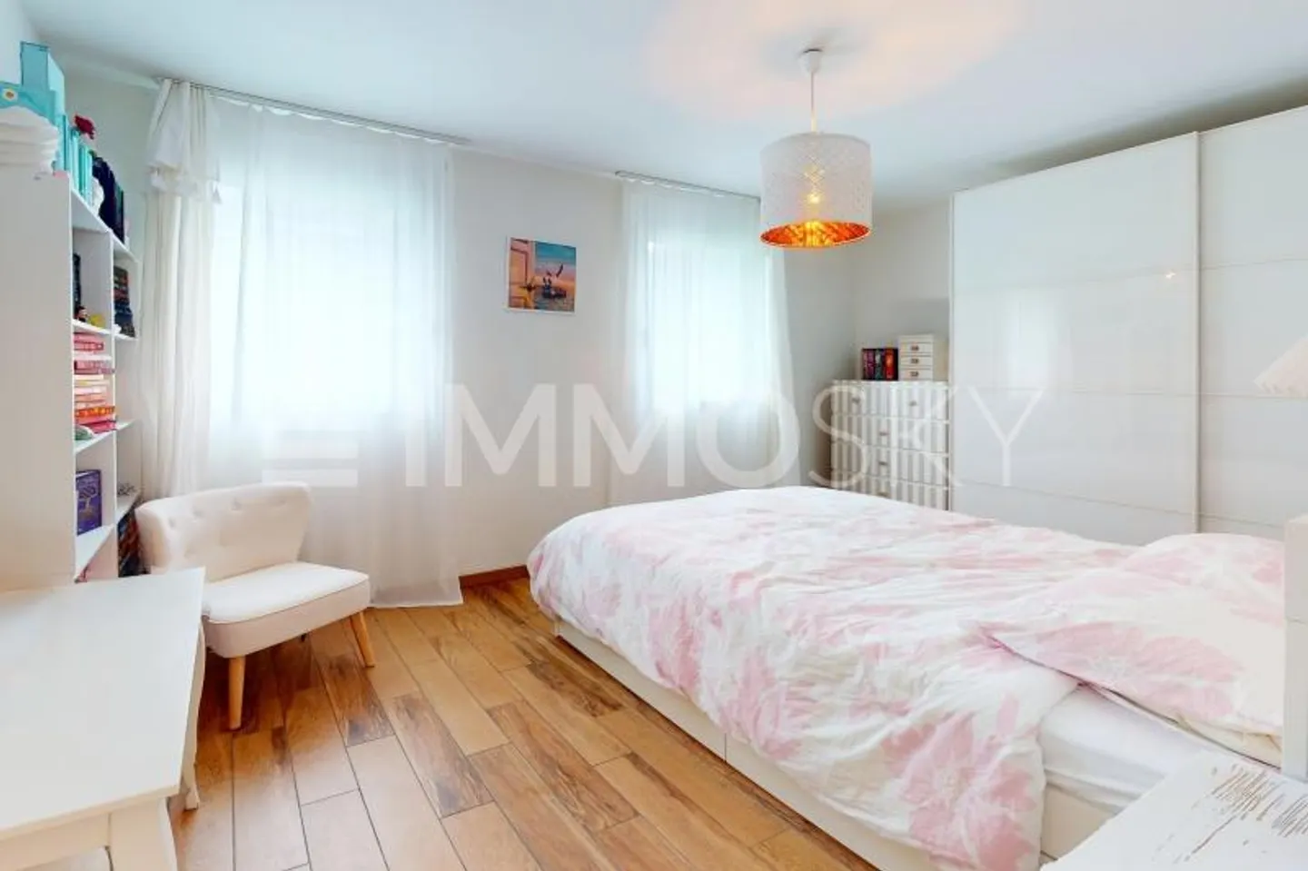 Rez 4.5 pièces avec jardin et sous-sol  Esprit villa - Foto 8 von 11