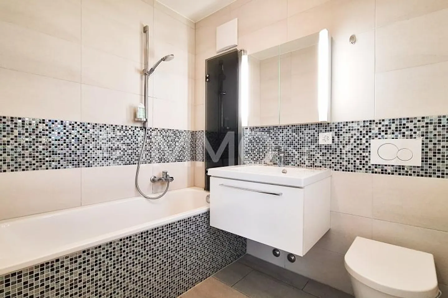 Rez 4.5 pièces avec jardin et sous-sol  Esprit villa - Foto 9 von 11