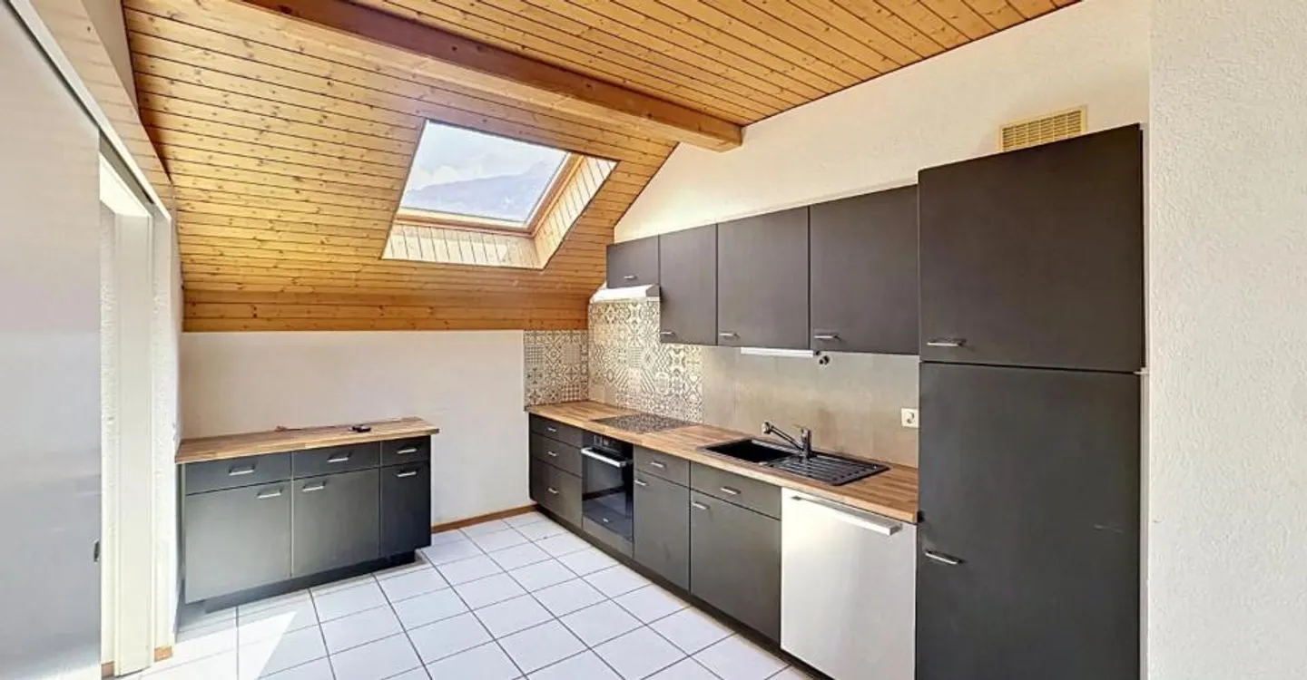 Appartamento 4,5 locali a Monthey? Comfort, spazio e luminosità - Foto 3 di 10