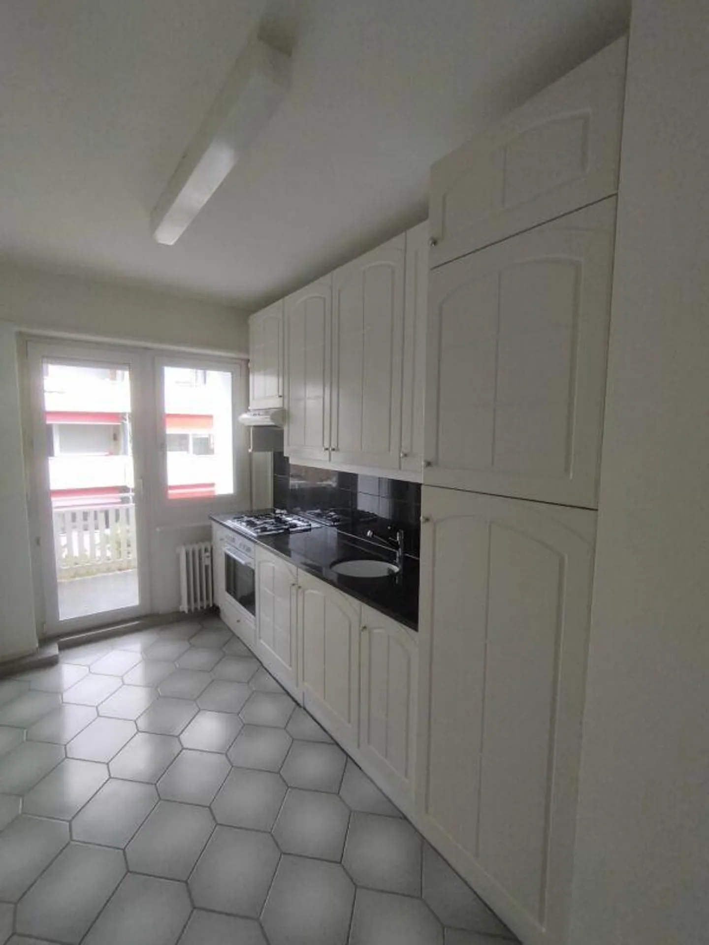 2-room apartment in Basel - Photo 2 of 6