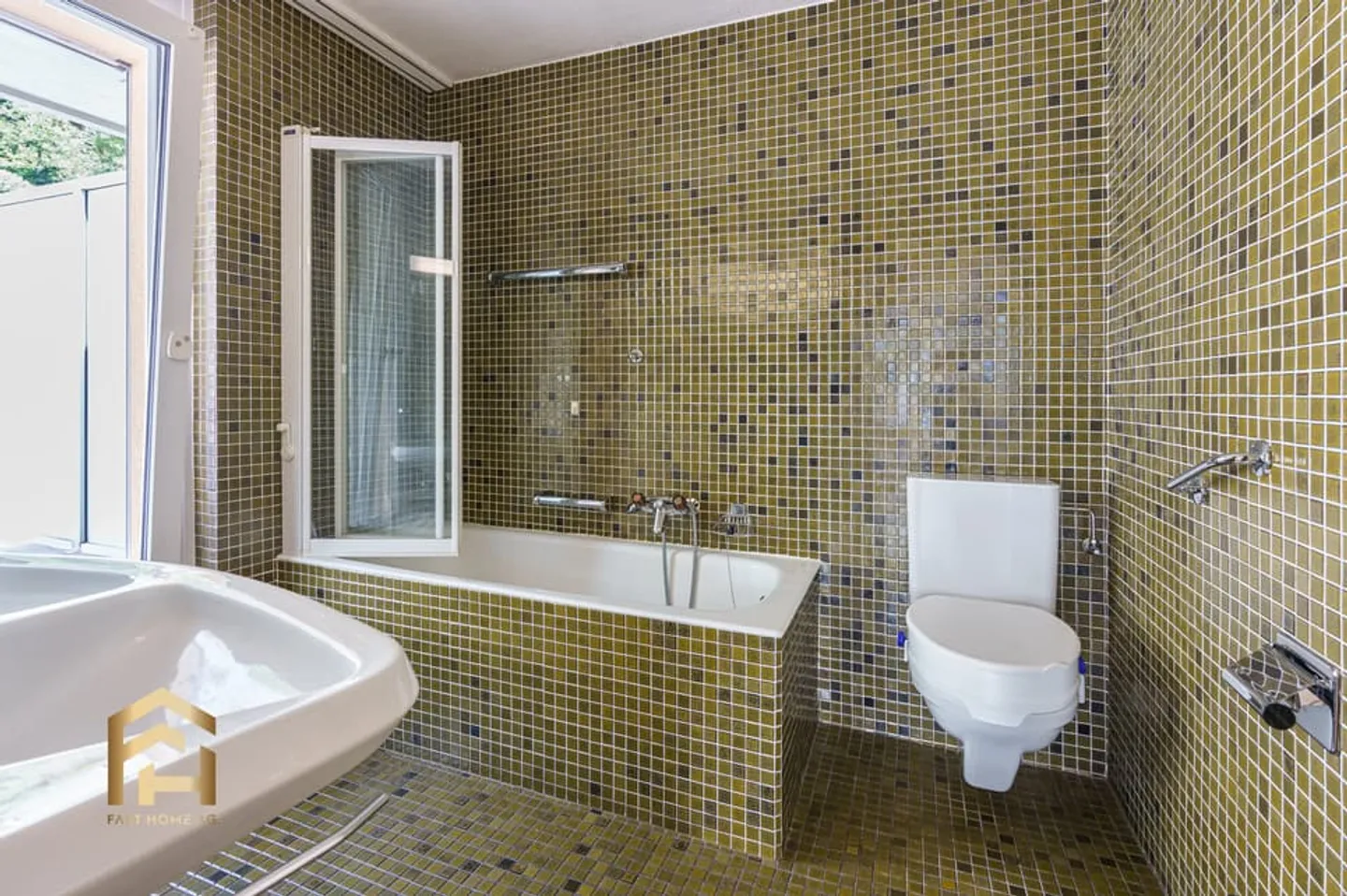 Incantevole Appartamento Attico in Posizione Ideale a Naters - Foto 11 di 13