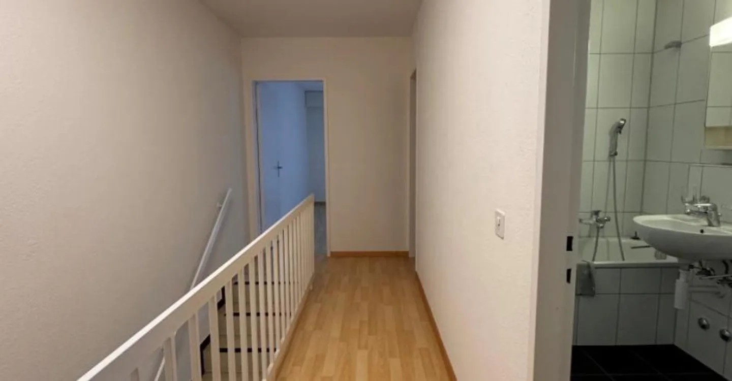 Duplex Charmant Près de Nidau - Photo 4 sur 9