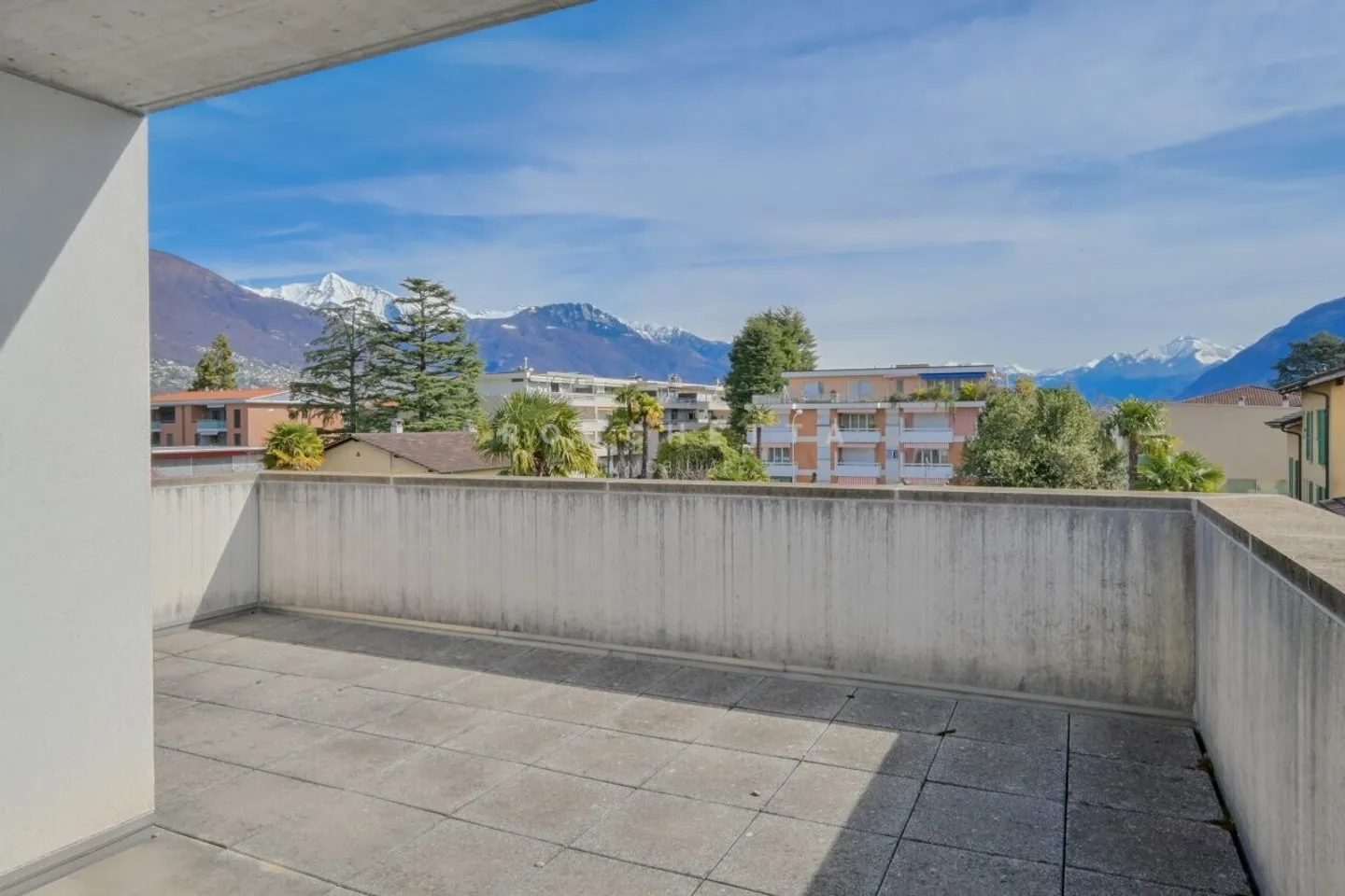 Villa unifamiliale moderne et raffinée dans un emplacement recherché - Photo 13 sur 14