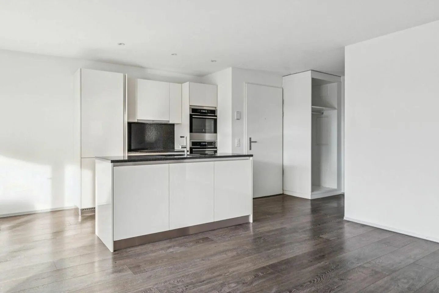 Vie spacieuse pour vous et votre famille ! - Photo 2 sur 12