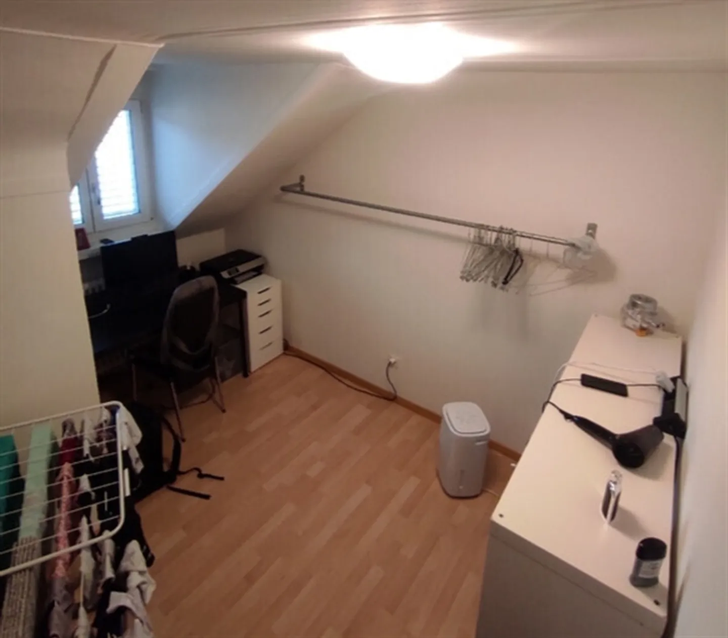 «4 ZI-WOHNUNG IN ST. GALLEN - LACHEN, MÖBLIERT, TEMPORÄR» - Foto 9 von 10