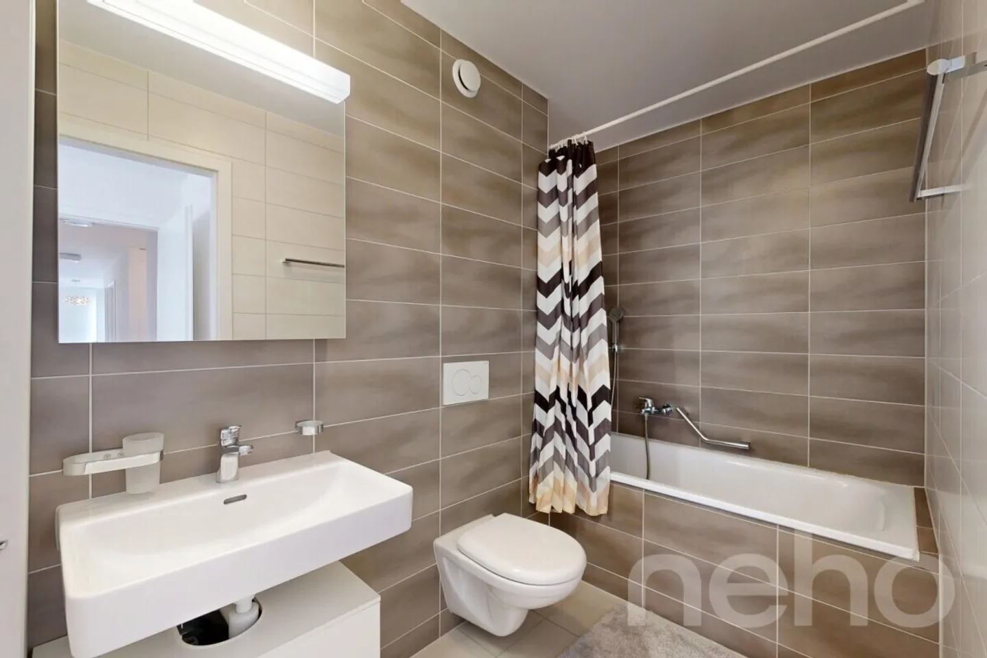 Helle 4,5-Zimmer-Wohnung mit Balkon in Payerne - Foto 9 von 12