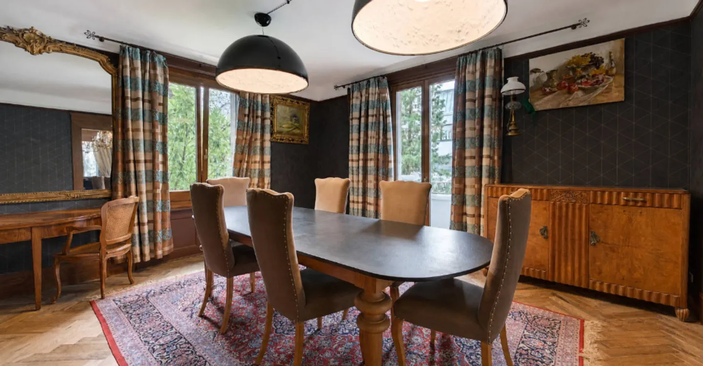 Exclusive: Master House with Castle-like Features - 9 Rooms - Photo 7 of 12